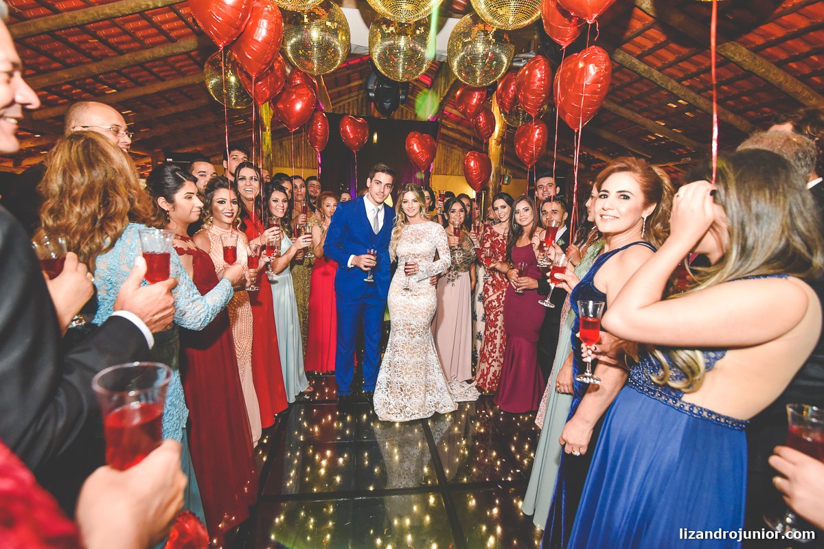 lizandro junior fotógrafo de casamento, fotógrafo patos de minas, lizandro júnior, casamento no campo, pousada avalon, casamento sitio, henrick e lorrany patos de minas, pista led