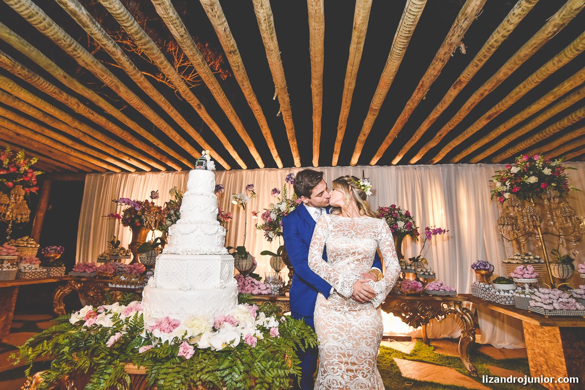 lizandro junior fotógrafo de casamento, fotógrafo patos de minas, lizandro júnior, casamento no campo, pousada avalon, casamento sitio, henrick e lorrany patos de minas, avalon bolo