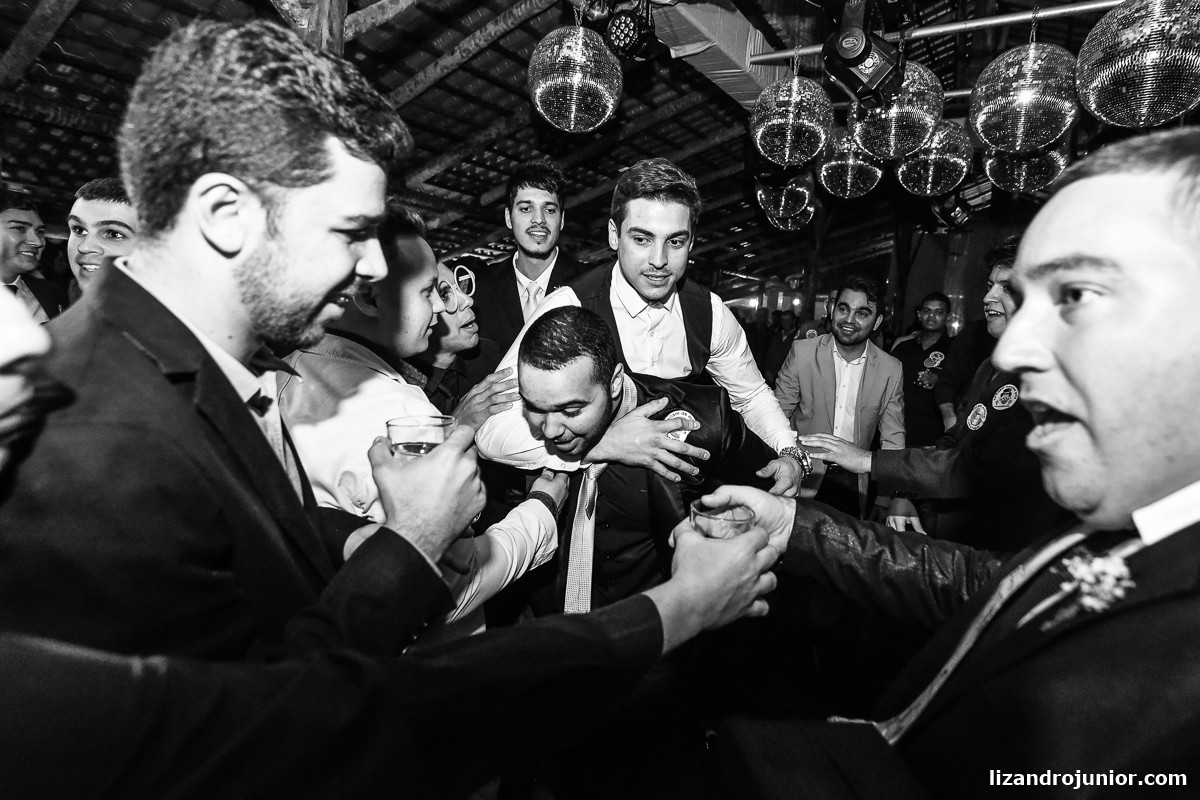 lizandro junior fotógrafo de casamento, fotógrafo patos de minas, lizandro júnior, casamento no campo, pousada avalon, casamento sitio, henrick e lorrany patos de minas, festa louca