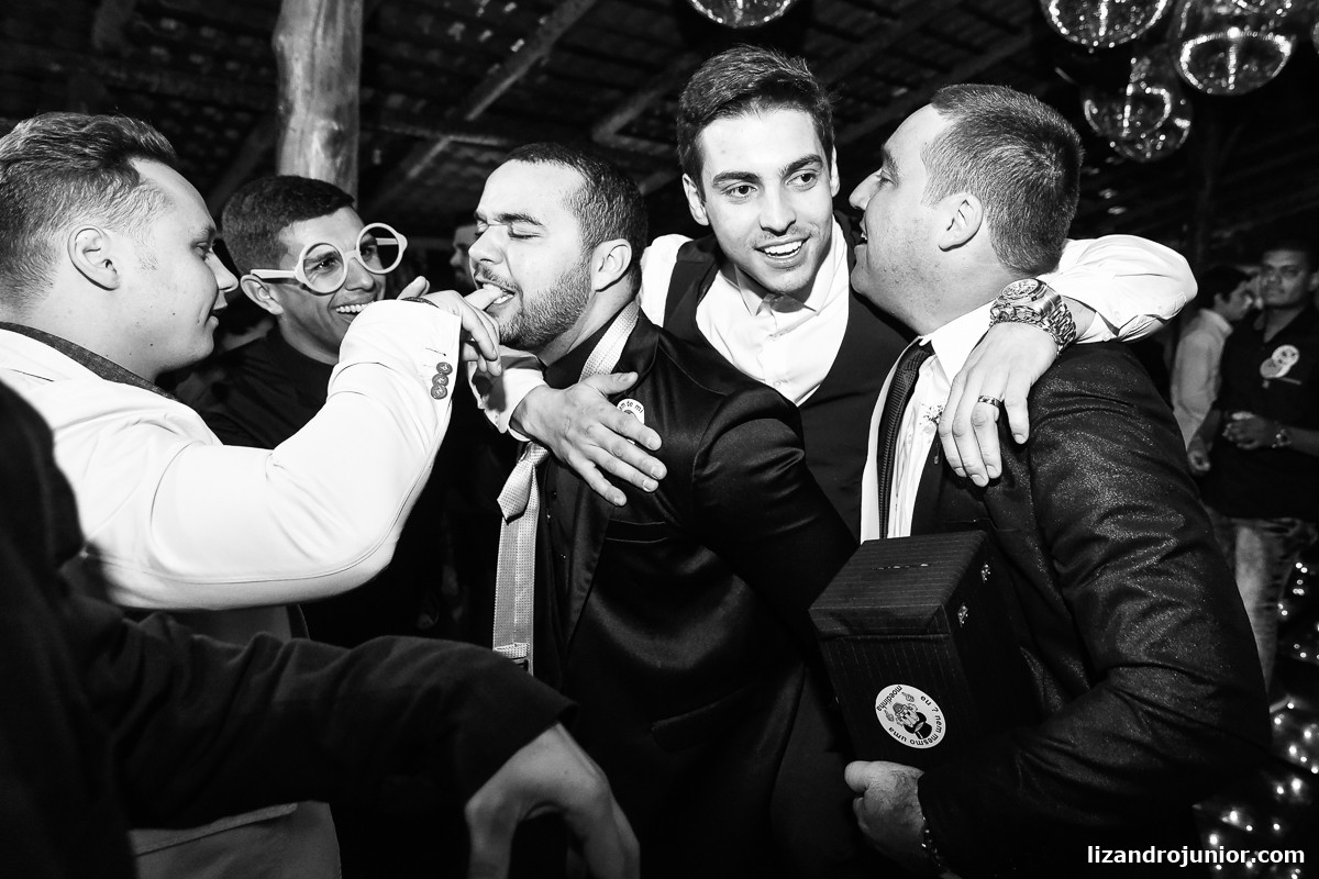 lizandro junior fotógrafo de casamento, fotógrafo patos de minas, lizandro júnior, casamento no campo, pousada avalon, casamento sitio, henrick e lorrany patos de minas, festa louca