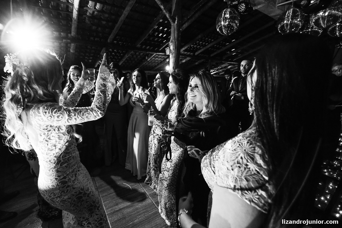 lizandro junior fotógrafo de casamento, fotógrafo patos de minas, lizandro júnior, casamento no campo, pousada avalon, casamento sitio, henrick e lorrany patos de minas, festa louca