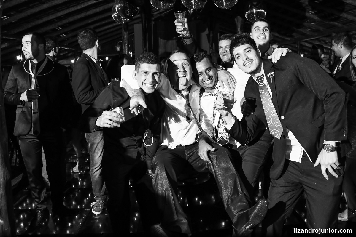 lizandro junior fotógrafo de casamento, fotógrafo patos de minas, lizandro júnior, casamento no campo, pousada avalon, casamento sitio, henrick e lorrany patos de minas, festa louca