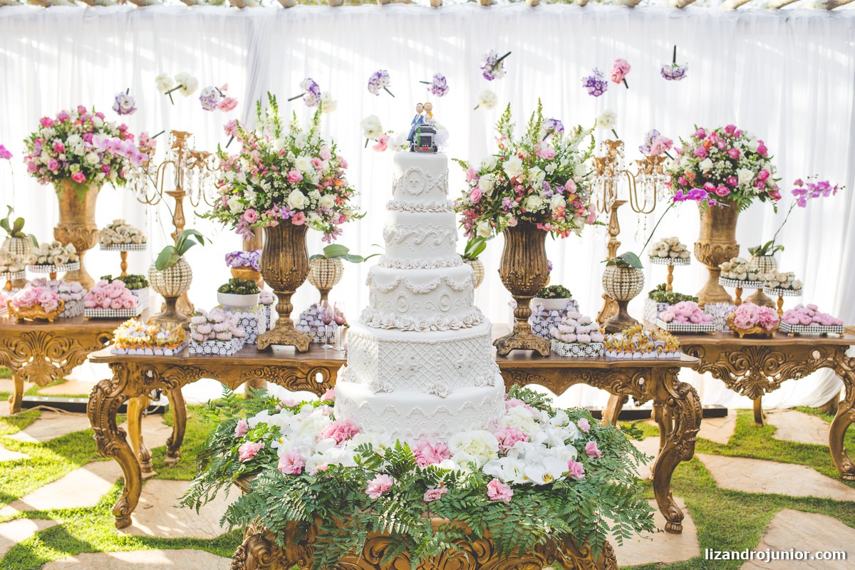 lizandro junior fotógrafo de casamento, fotógrafo patos de minas, lizandro júnior, casamento no campo, pousada avalon, casamento sitio, henrick e lorrany patos de minas, maquete bolo castelli