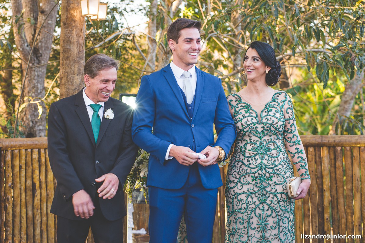 lizandro junior fotógrafo de casamento, fotógrafo patos de minas, lizandro júnior, casamento no campo, pousada avalon, casamento sitio, henrick e lorrany patos de minas,