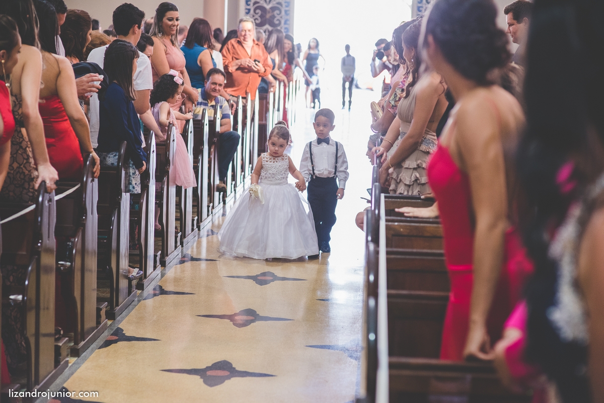 lizandro junior, fotografo de casamento patos de minas, foto de casamento, casamento patos de minas, lizandro júnior, géssica e renato, noiva