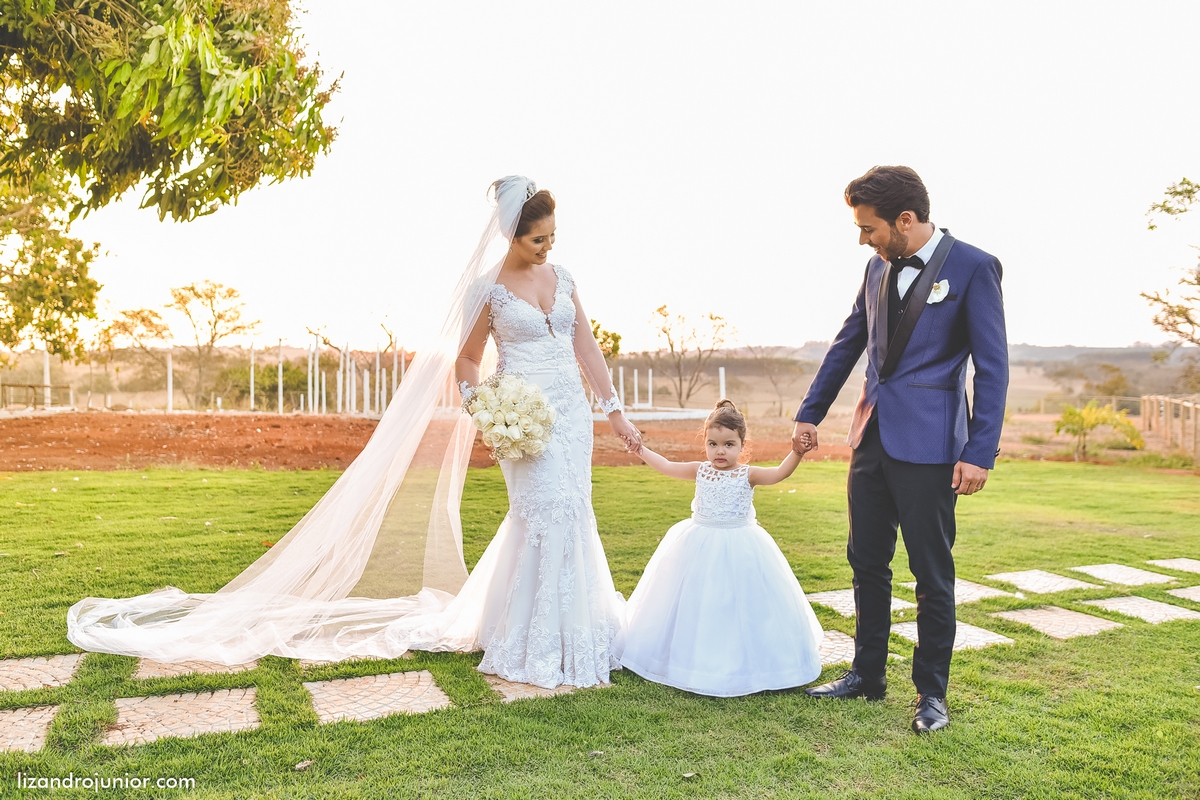 lizandro junior, fotografo de casamento patos de minas, foto de casamento, casamento patos de minas, lizandro júnior, géssica e renato, noiva
