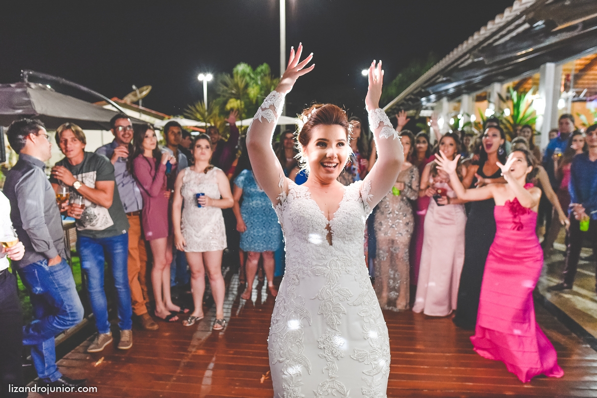 lizandro junior, fotografo de casamento patos de minas, foto de casamento, casamento patos de minas, lizandro júnior, géssica e renato, noivos, ensaio noivos