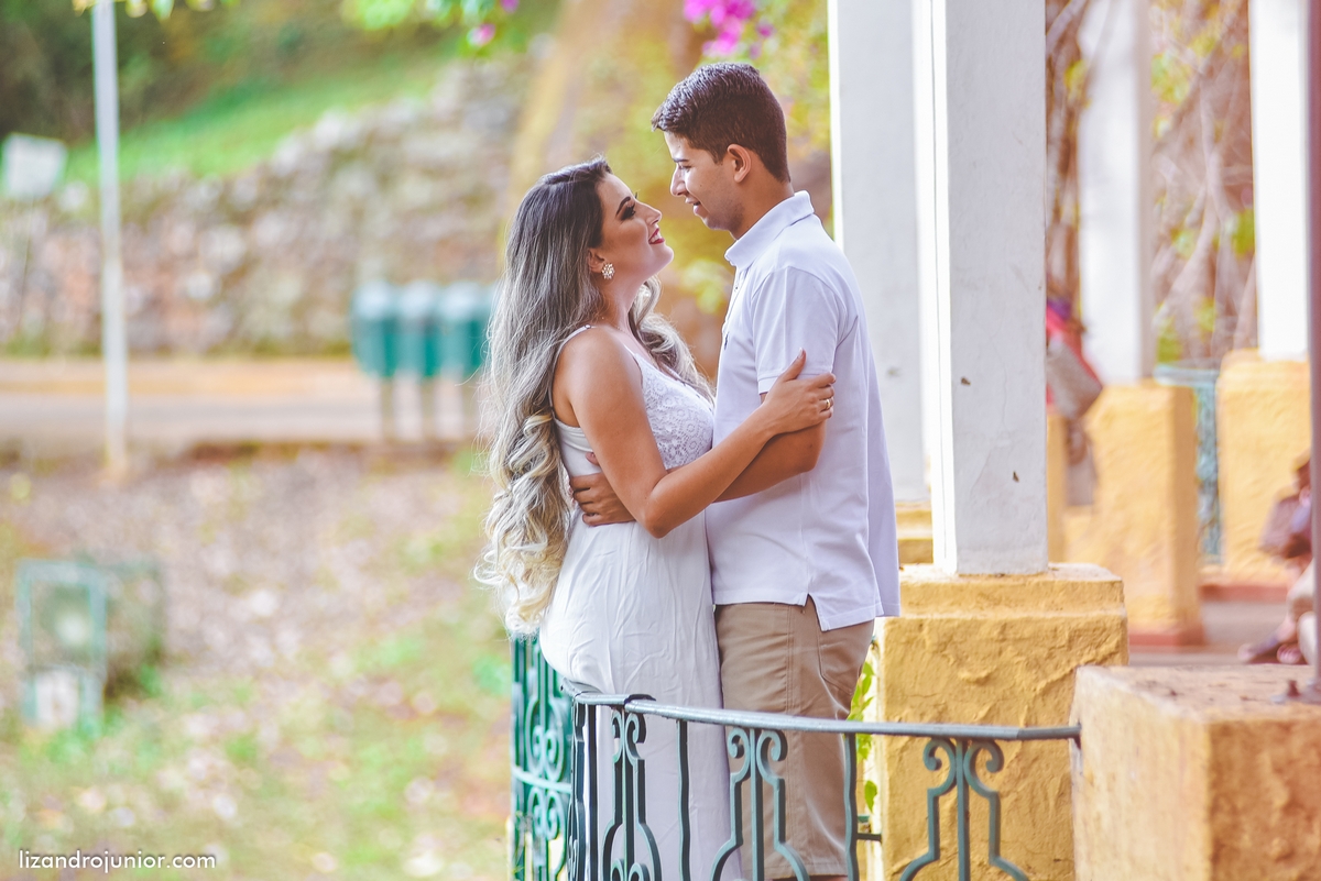 ensaio namorando araxá, lizandro júnior, fotógrafo de casamento patos de minas, minas gerais, ensaio romântico, ensaio araxá