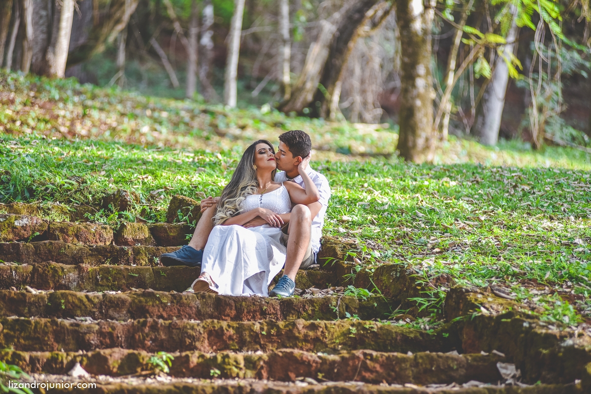 ensaio namorando araxá, lizandro júnior, fotógrafo de casamento patos de minas, minas gerais, ensaio romântico, ensaio araxá