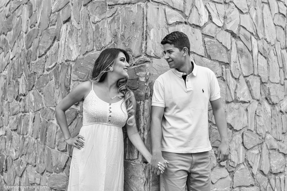 ensaio namorando araxá, lizandro júnior, fotógrafo de casamento patos de minas, minas gerais, ensaio romântico, ensaio araxá