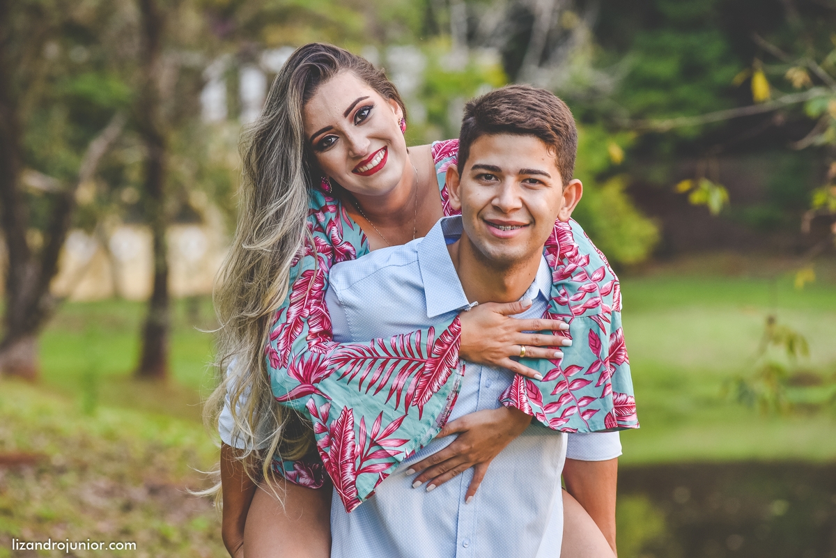 ensaio namorando araxá, lizandro júnior, fotógrafo de casamento patos de minas, minas gerais, ensaio romântico, ensaio araxá
