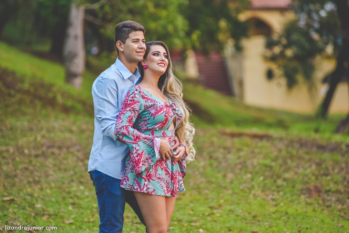 ensaio namorando araxá, lizandro júnior, fotógrafo de casamento patos de minas, minas gerais, ensaio romântico, ensaio araxá