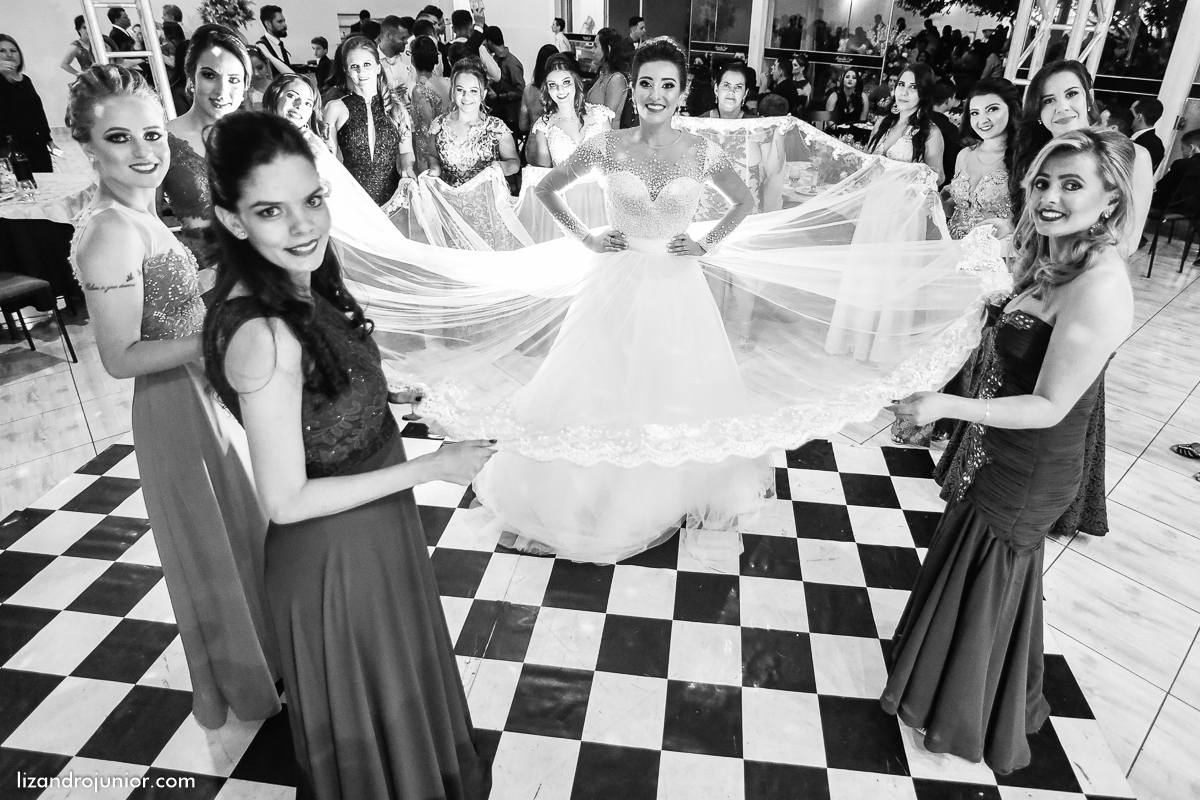 lizandro junior, fotografo de casamento patos de minas, foto de casamento, casamento patos de minas, lizandro júnior, monalisa e paulo, noivos, rosário patos de minas, neusa canedo