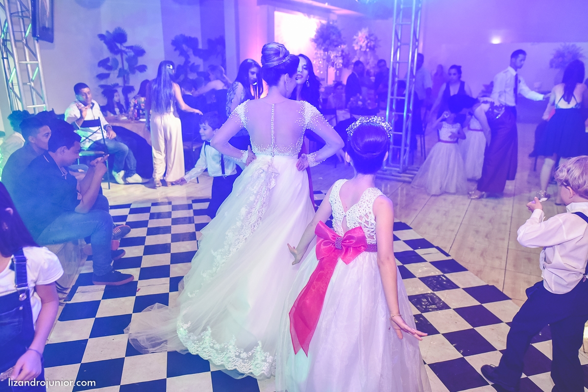 lizandro junior, fotografo de casamento patos de minas, foto de casamento, casamento patos de minas, lizandro júnior, monalisa e paulo, noivos, rosário patos de minas, neusa canedo