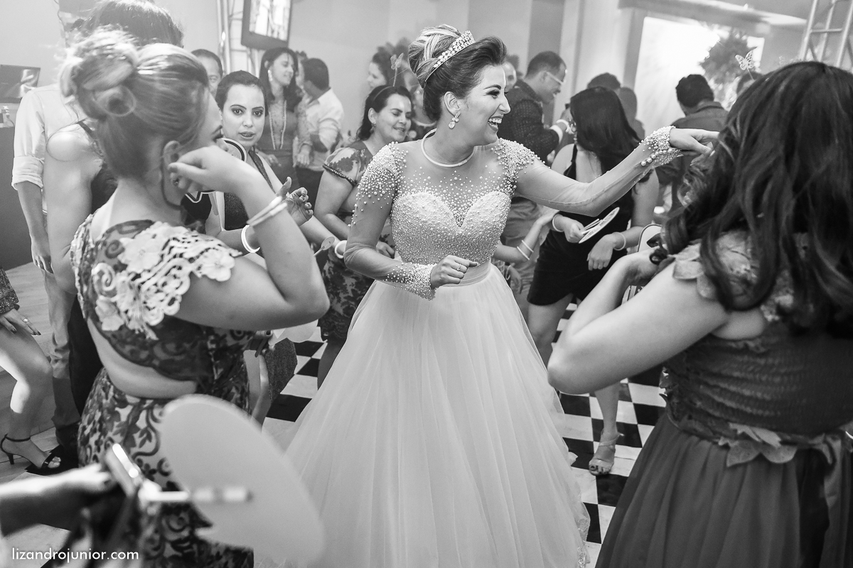 lizandro junior, fotografo de casamento patos de minas, foto de casamento, casamento patos de minas, lizandro júnior, monalisa e paulo, noivos, rosário patos de minas, neusa canedo