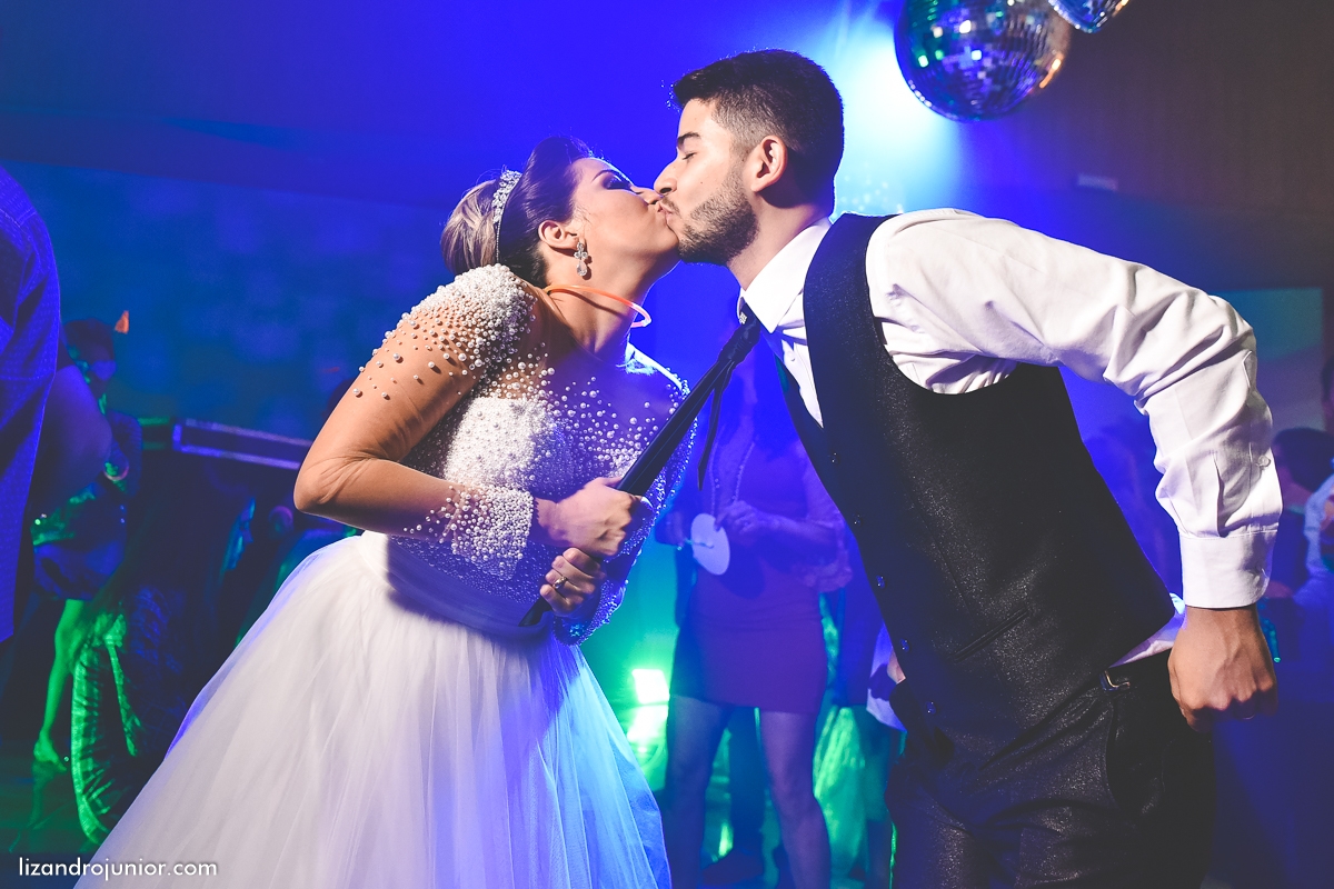 lizandro junior, fotografo de casamento patos de minas, foto de casamento, casamento patos de minas, lizandro júnior, monalisa e paulo, noivos, rosário patos de minas, neusa canedo
