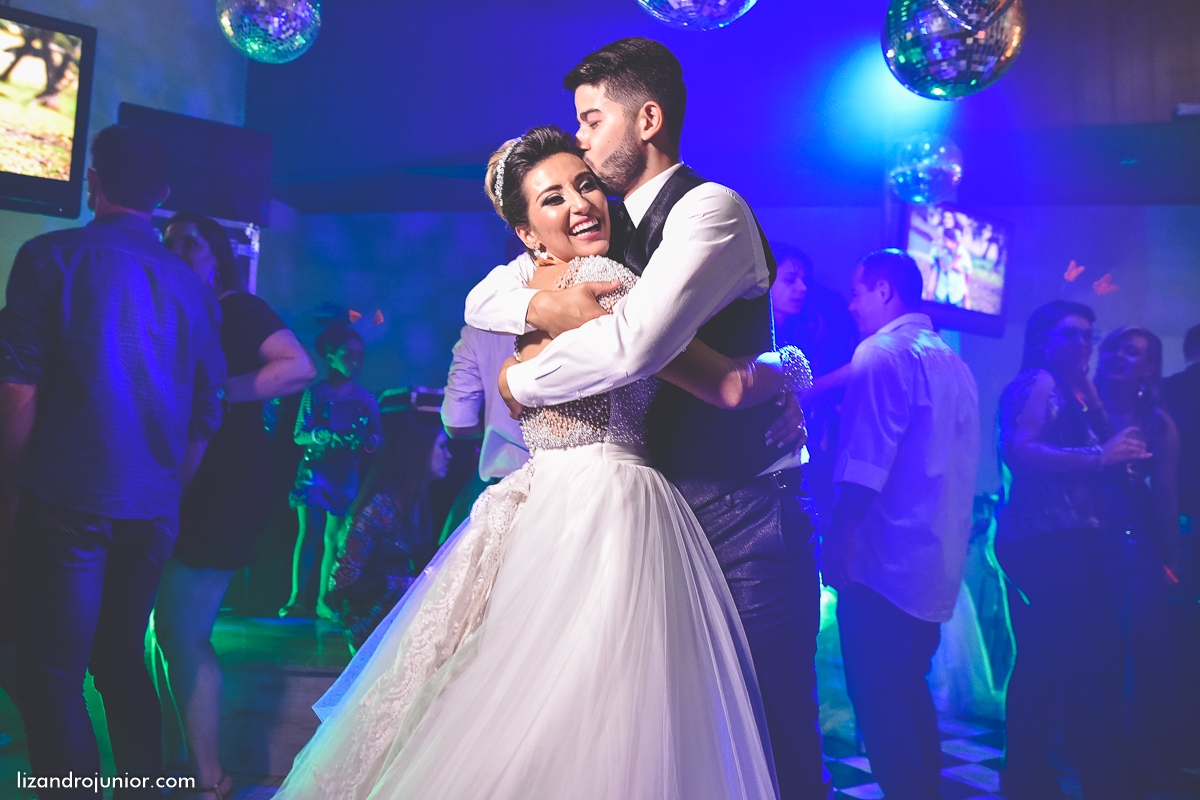 lizandro junior, fotografo de casamento patos de minas, foto de casamento, casamento patos de minas, lizandro júnior, monalisa e paulo, noivos, rosário patos de minas, neusa canedo