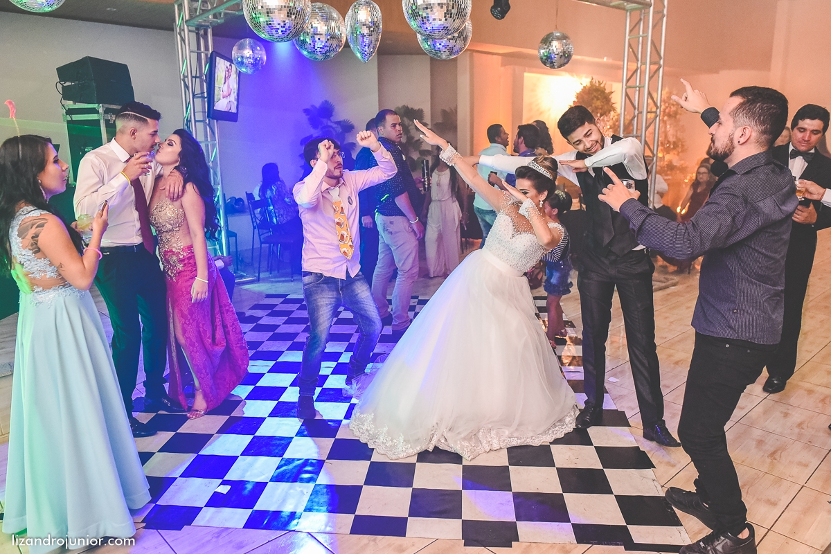 lizandro junior, fotografo de casamento patos de minas, foto de casamento, casamento patos de minas, lizandro júnior, monalisa e paulo, noivos, rosário patos de minas, neusa canedo