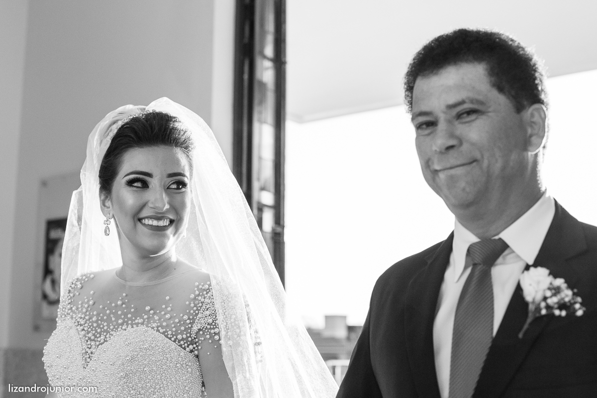 lizandro junior, fotografo de casamento patos de minas, foto de casamento, casamento patos de minas, lizandro júnior, monalisa e paulo, noivos, rosário patos de minas