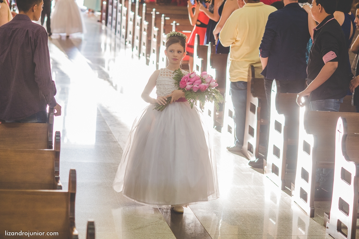 lizandro junior, fotografo de casamento patos de minas, foto de casamento, casamento patos de minas, lizandro júnior, monalisa e paulo, noivos, rosário patos de minas