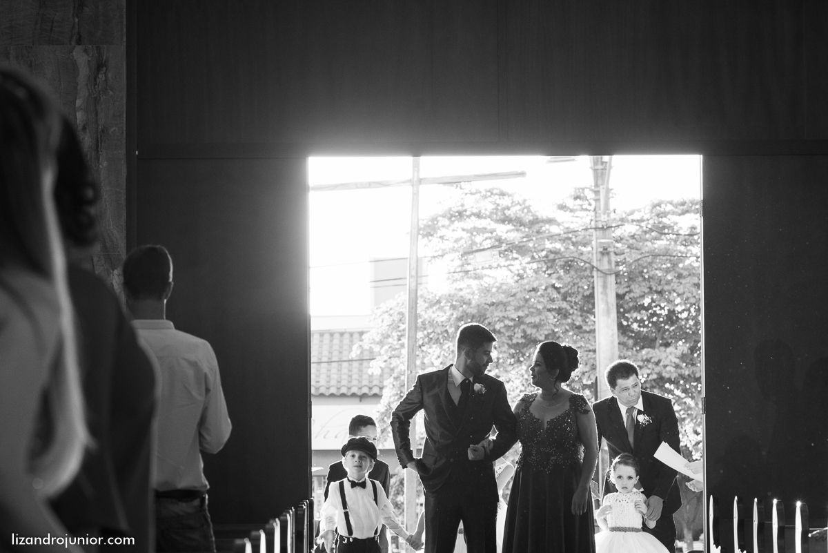 lizandro junior, fotografo de casamento patos de minas, foto de casamento, casamento patos de minas, lizandro júnior, monalisa e paulo, noivos, rosário patos de minas