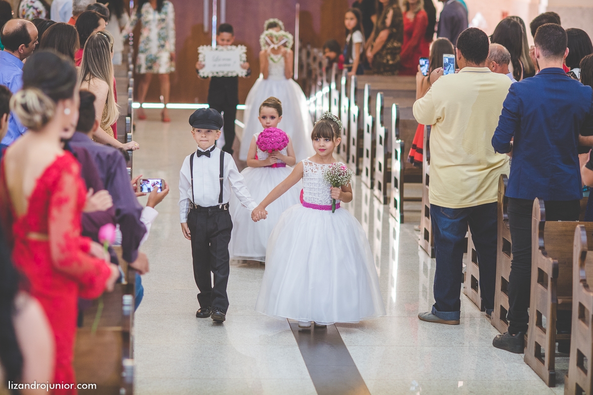lizandro junior, fotografo de casamento patos de minas, foto de casamento, casamento patos de minas, lizandro júnior, monalisa e paulo, noivos, rosário patos de minas