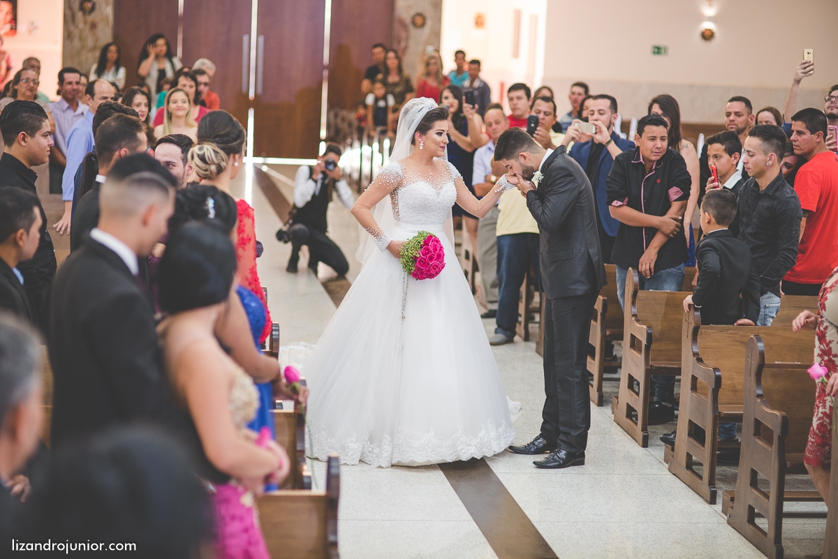 lizandro junior, fotografo de casamento patos de minas, foto de casamento, casamento patos de minas, lizandro júnior, monalisa e paulo, noivos, rosário patos de minas