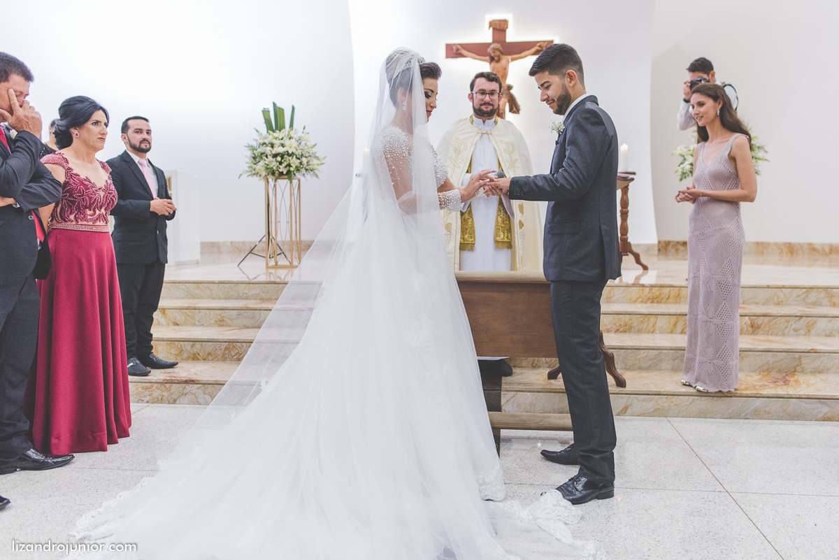 lizandro junior, fotografo de casamento patos de minas, foto de casamento, casamento patos de minas, lizandro júnior, monalisa e paulo, noivos, rosário patos de minas