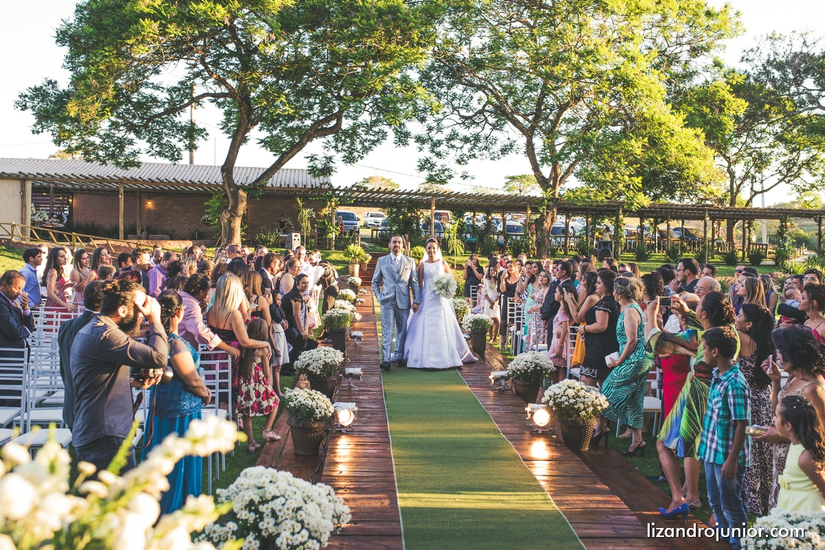 lizandro junior, fotografo de casamento patos de minas, foto de casamento, casamento patos de minas, lizandro júnior, bruna e fulgêncio, noivos,