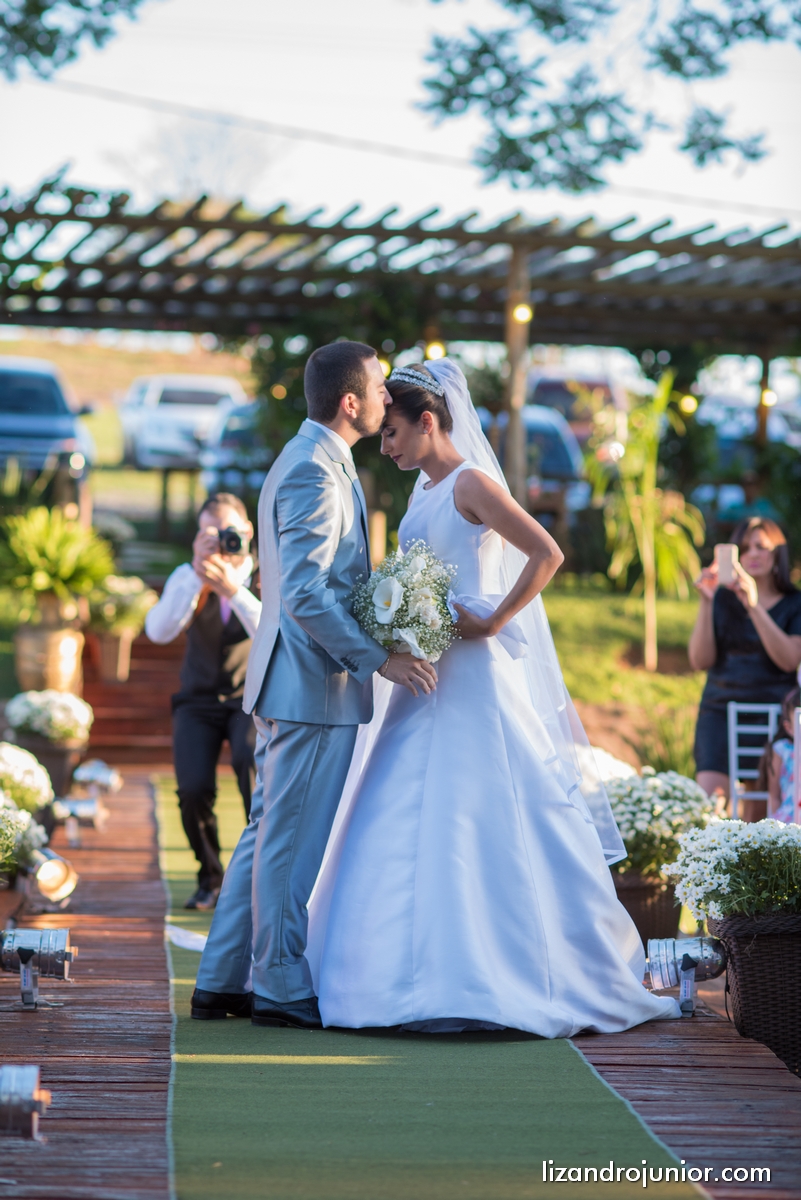 lizandro junior, fotografo de casamento patos de minas, foto de casamento, casamento patos de minas, lizandro júnior, bruna e fulgêncio, noivos,