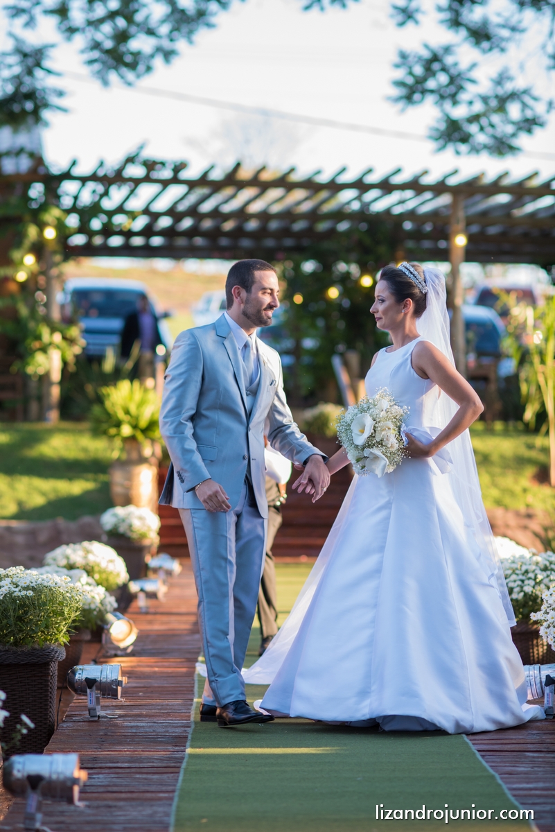 lizandro junior, fotografo de casamento patos de minas, foto de casamento, casamento patos de minas, lizandro júnior, bruna e fulgêncio, noivos,