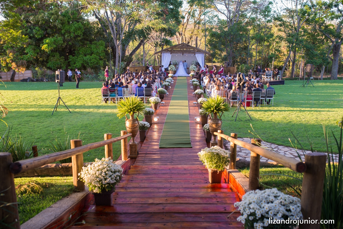 lizandro junior, fotografo de casamento patos de minas, foto de casamento, casamento patos de minas, lizandro júnior, bruna e fulgêncio, noivos,