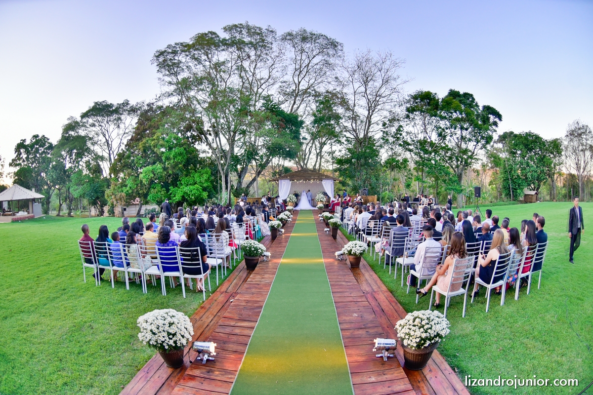 lizandro junior, fotografo de casamento patos de minas, foto de casamento, casamento patos de minas, lizandro júnior, bruna e fulgêncio, noivos,