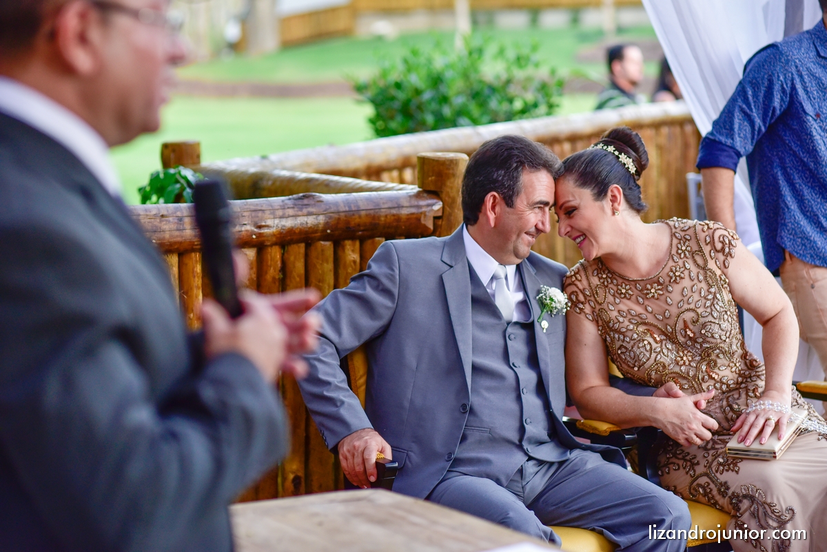 lizandro junior, fotografo de casamento patos de minas, foto de casamento, casamento patos de minas, lizandro júnior, bruna e fulgêncio, noivos,