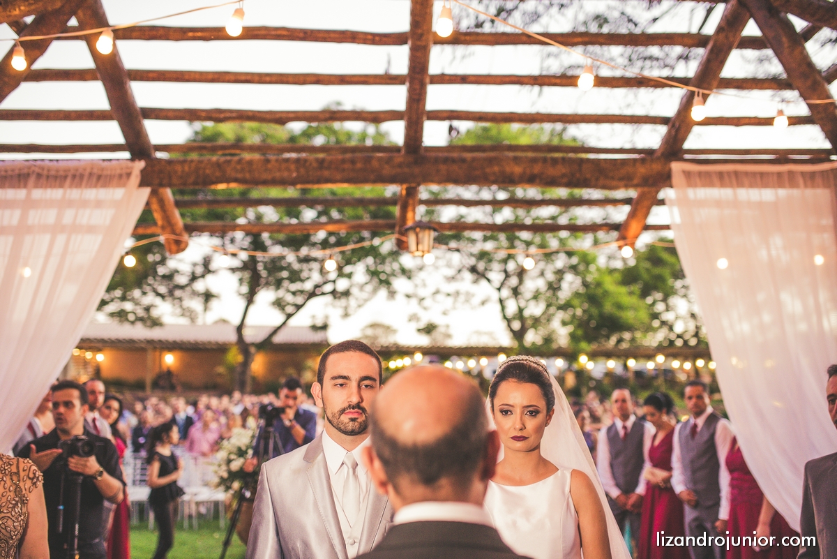 lizandro junior, fotografo de casamento patos de minas, foto de casamento, casamento patos de minas, lizandro júnior, bruna e fulgêncio, noivos,
