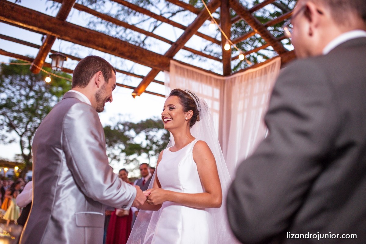 lizandro junior, fotografo de casamento patos de minas, foto de casamento, casamento patos de minas, lizandro júnior, bruna e fulgêncio, noivos,