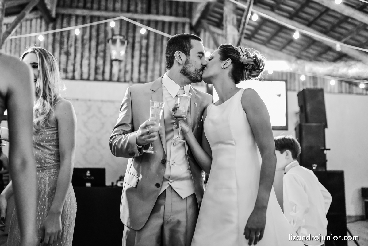 lizandro junior, fotografo de casamento patos de minas, foto de casamento, casamento patos de minas, lizandro júnior, bruna e fulgêncio, noivos,