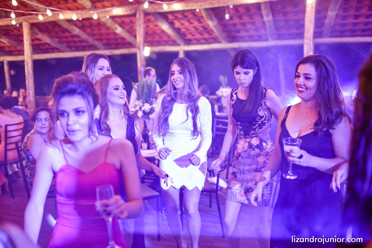 lizandro junior, fotografo de casamento patos de minas, foto de casamento, casamento patos de minas, lizandro júnior, bruna e fulgêncio, noivos,