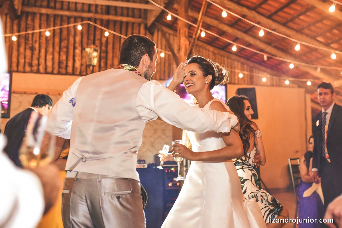 lizandro junior, fotografo de casamento patos de minas, foto de casamento, casamento patos de minas, lizandro júnior, bruna e fulgêncio, noivos,