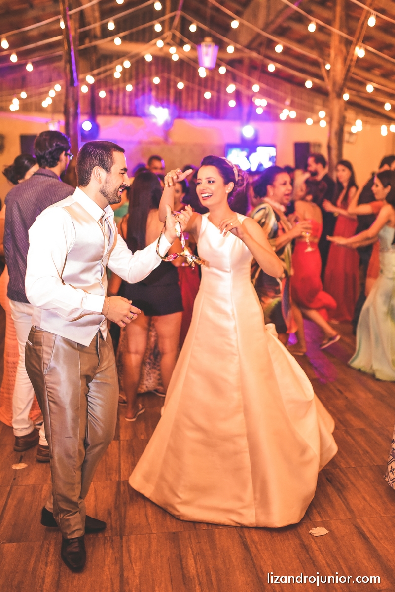 lizandro junior, fotografo de casamento patos de minas, foto de casamento, casamento patos de minas, lizandro júnior, bruna e fulgêncio, noivos,
