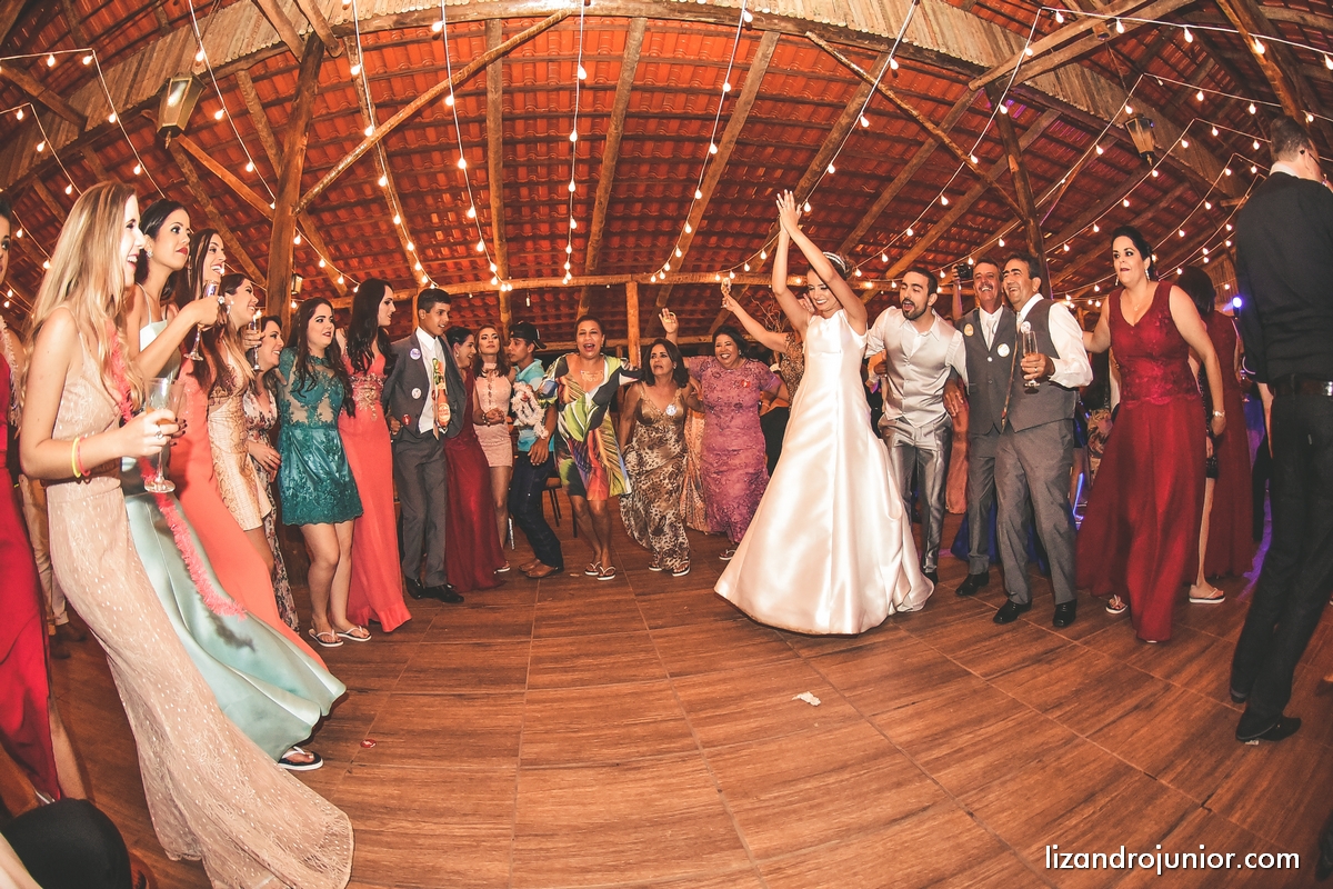 lizandro junior, fotografo de casamento patos de minas, foto de casamento, casamento patos de minas, lizandro júnior, bruna e fulgêncio, noivos,