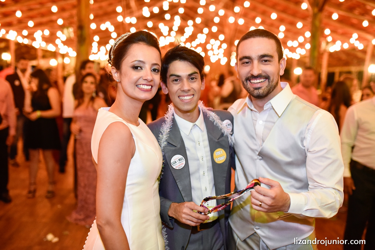 lizandro junior, fotografo de casamento patos de minas, foto de casamento, casamento patos de minas, lizandro júnior, bruna e fulgêncio, noivos,