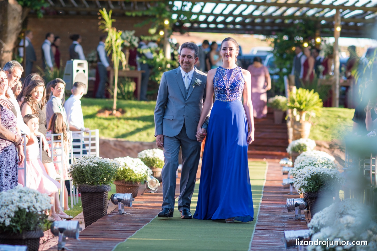 lizandro junior, fotografo de casamento patos de minas, foto de casamento, casamento patos de minas, lizandro júnior, bruna e fulgêncio, noivos,
