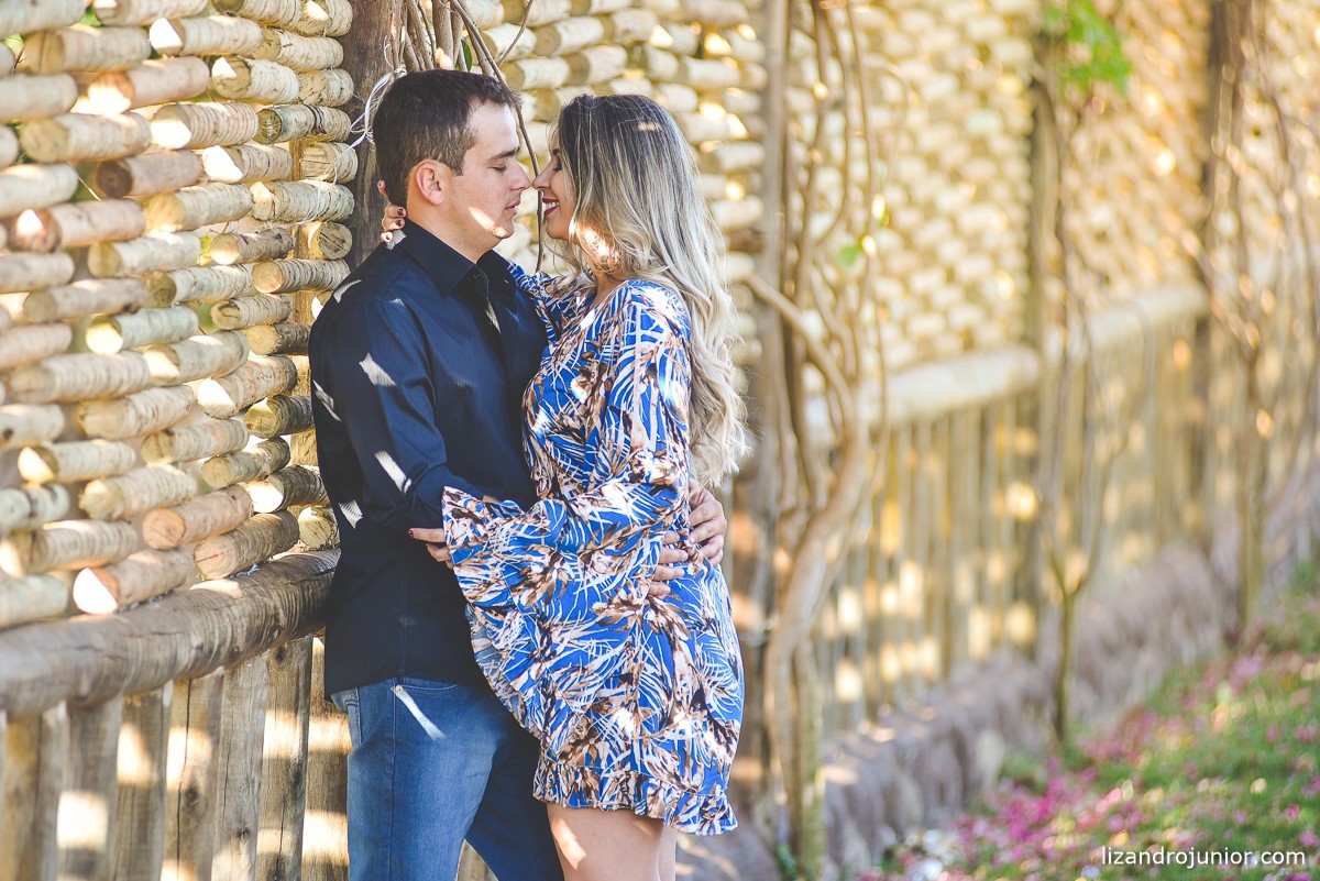 ensaio namorando, fotógrafo de casamento patos de minas, lizandro júnior fotógrafo, fotografia de casamento, minas gerais, ensaio romantico, namorando, ensaio