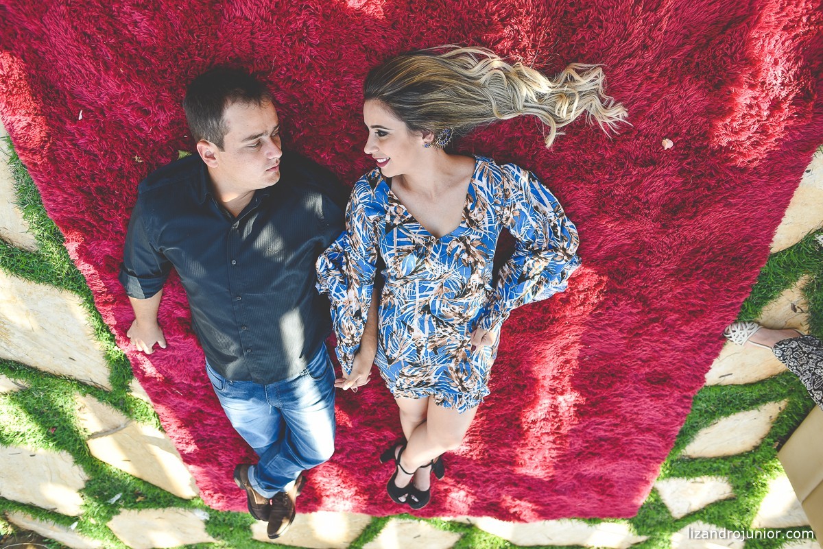 ensaio namorando, fotógrafo de casamento patos de minas, lizandro júnior fotógrafo, fotografia de casamento, minas gerais, ensaio romantico, namorando, ensaio