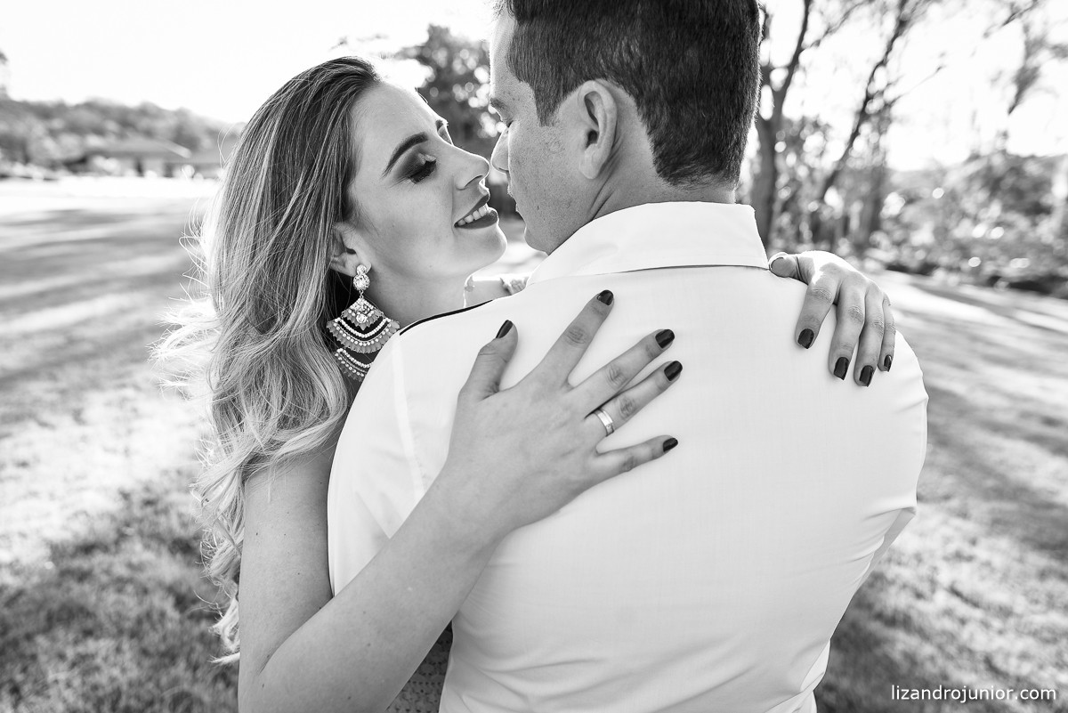 ensaio namorando, fotógrafo de casamento patos de minas, lizandro júnior fotógrafo, fotografia de casamento, minas gerais, ensaio romantico, namorando, ensaio