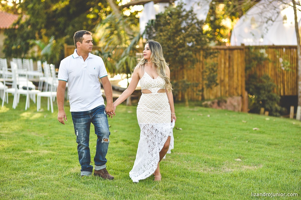 ensaio namorando, fotógrafo de casamento patos de minas, lizandro júnior fotógrafo, fotografia de casamento, minas gerais, ensaio romantico, namorando, ensaio