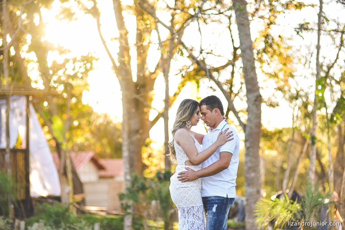 ensaio namorando, fotógrafo de casamento patos de minas, lizandro júnior fotógrafo, fotografia de casamento, minas gerais, ensaio romantico, namorando, ensaio