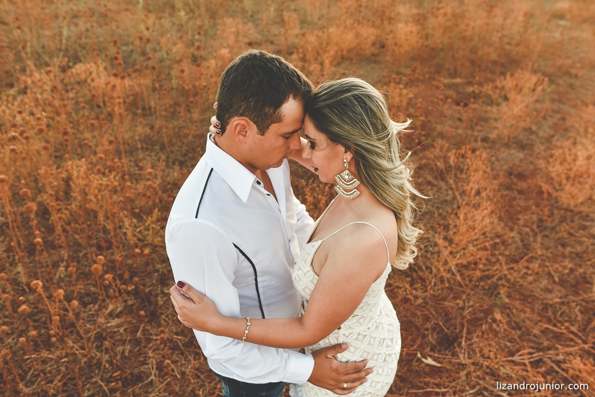 ensaio namorando, fotógrafo de casamento patos de minas, lizandro júnior fotógrafo, fotografia de casamento, minas gerais, ensaio romantico, namorando, ensaio
