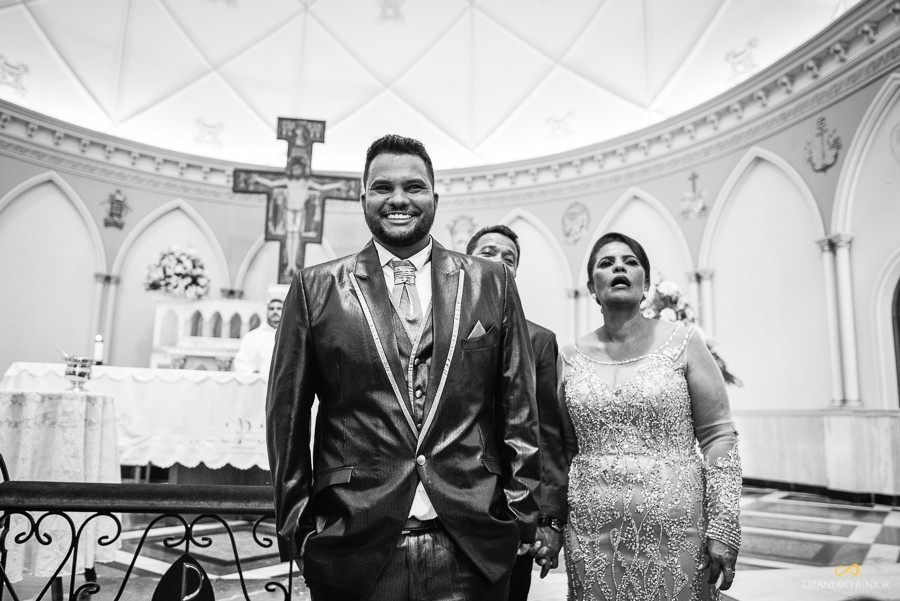 casamento em patos de minas, fotografo de casamento, lizandro junior, igreja dos capucinhos, casamentos, fotografia de casamento, casar em patos. noiva patos de minas